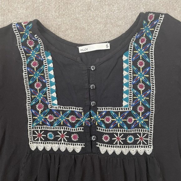 inLUV Shirt Womens Small Black Embroidered Boho Flowy Top Colorful Buttons FLAW - Picture 2 of 10